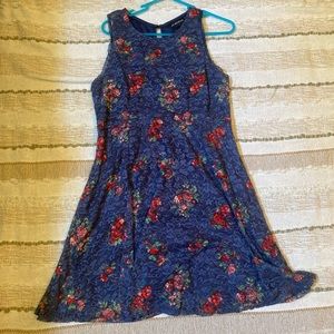 Floral Navy dress size L